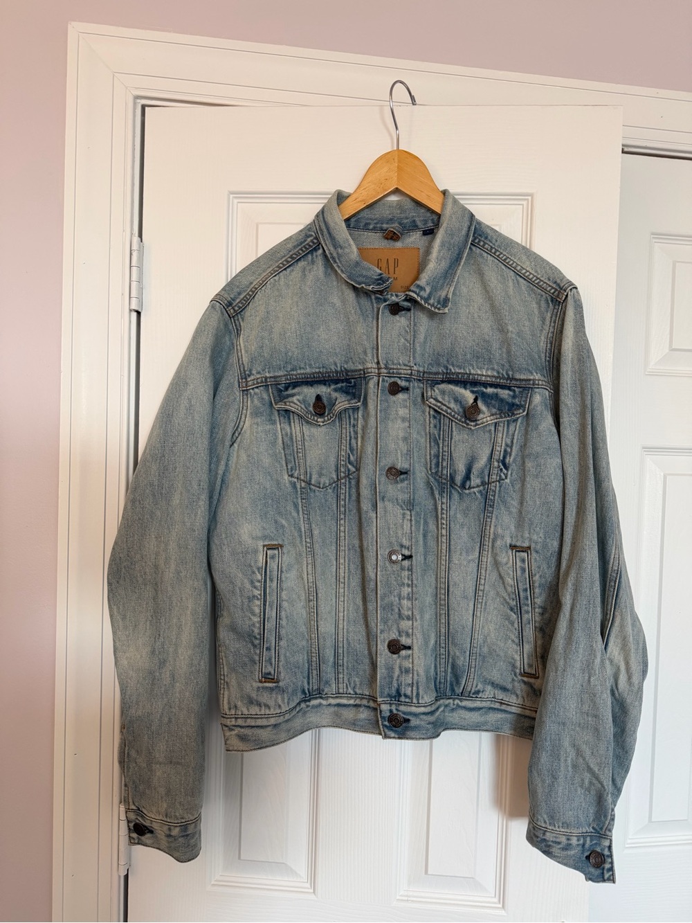 GAP Light Wash Blue Denim Jacket - Men's